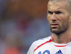 综合格斗赛场焦点！英格兰队对阵德国队，年轻新星表现惊艳，未来可期